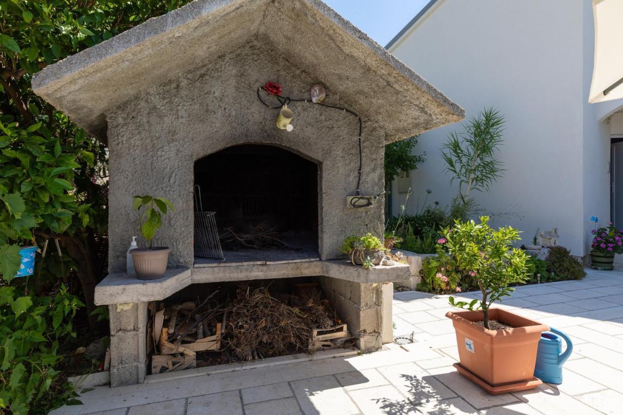 Apartments With A Parking Space Sumpetar, Omis - 9436 외부 사진