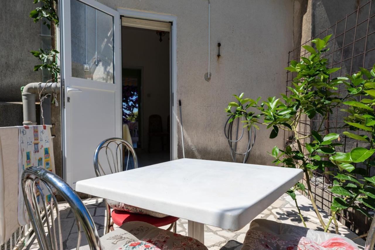 Apartments With A Parking Space Sumpetar, Omis - 9436 외부 사진